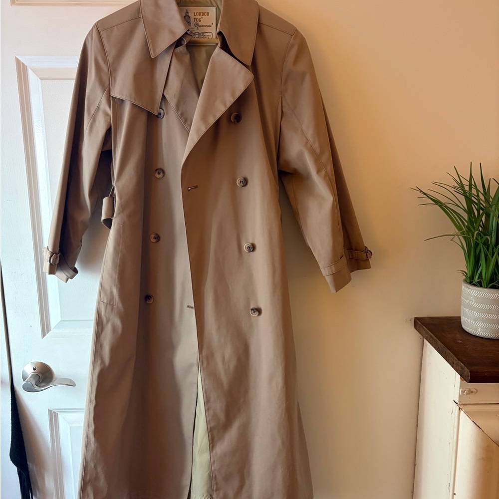 London Fog Classic Women’s Trench Coat - Beige